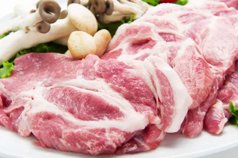 국내산 돼지 목살 1등급 1kg