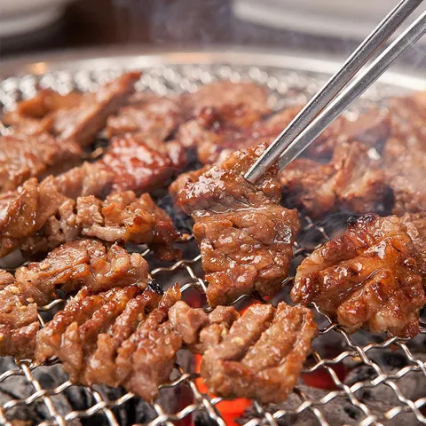 한돈 뼈없는 양념갈비 돼지갈비 300g, 2개 (9,900원/무료)