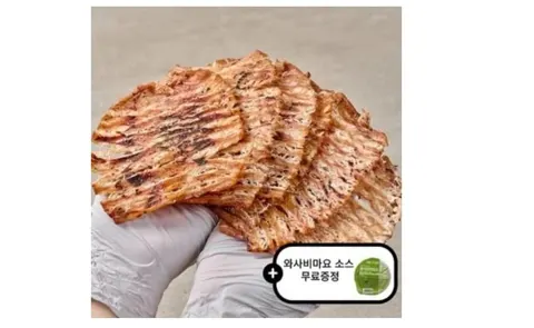 몸통 오징어 맥반석 구이 150g [총6~10미] + 청양마요 소스증정(7,957원),아귀꼬리포 250g~280g내외 [총 5~8미](10,529원)무배