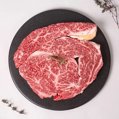마장동 1++ 숙성 한우 200g 골라담기 (16,300원 / 무배)