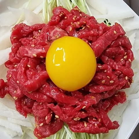 육회 육사시미 뭉티기 당일작업 200g x 2팩
