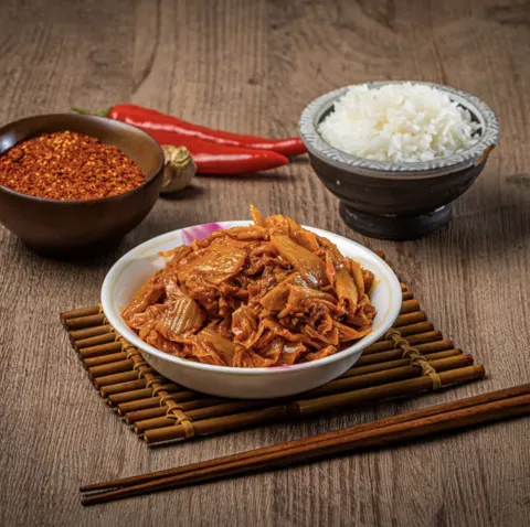 국산배추 매운 볶음김치 1kg  ​​​​​​​9,900원 (무배)
