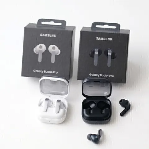 삼성 갤럭시 버즈4 프로 SM-R640 블루투스 무선 이어폰 (당일항공발송 관부가세포함)(207,120/무료)