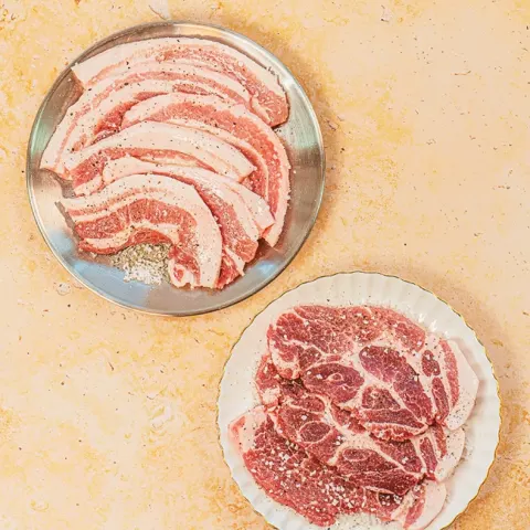 국내산 한돈 냉장 목살 1kg (16,450원/무료배송)