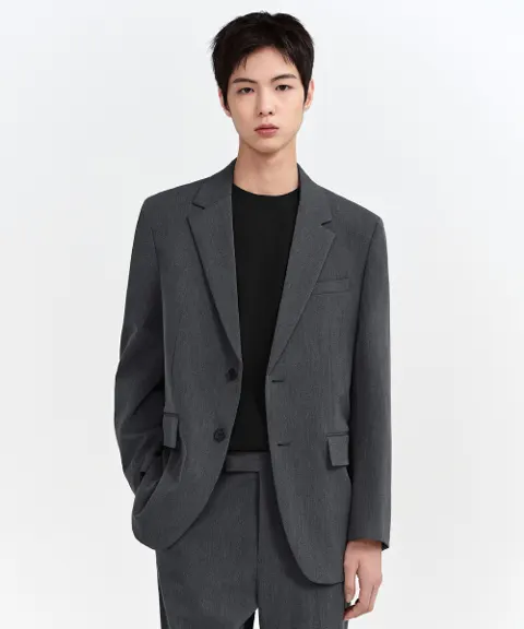 무신사 스탠다드 릴렉스드 베이식 블레이저 (59,990원/무료)