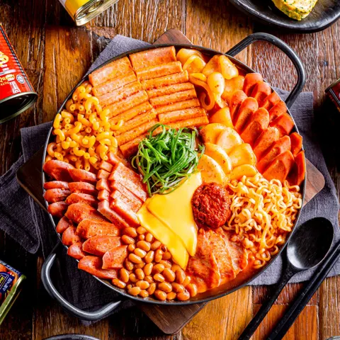 빨간음식연구소 햄폭격 부대찌개 530g 2팩 29,800원