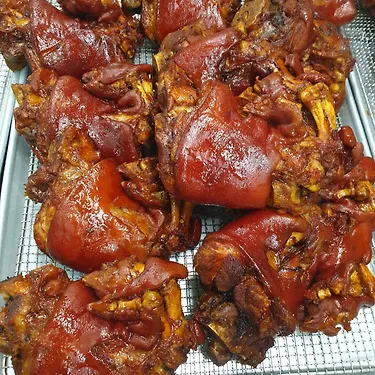앞다리 대왕족발 1.2kg 4인분 (13,600원/무료)